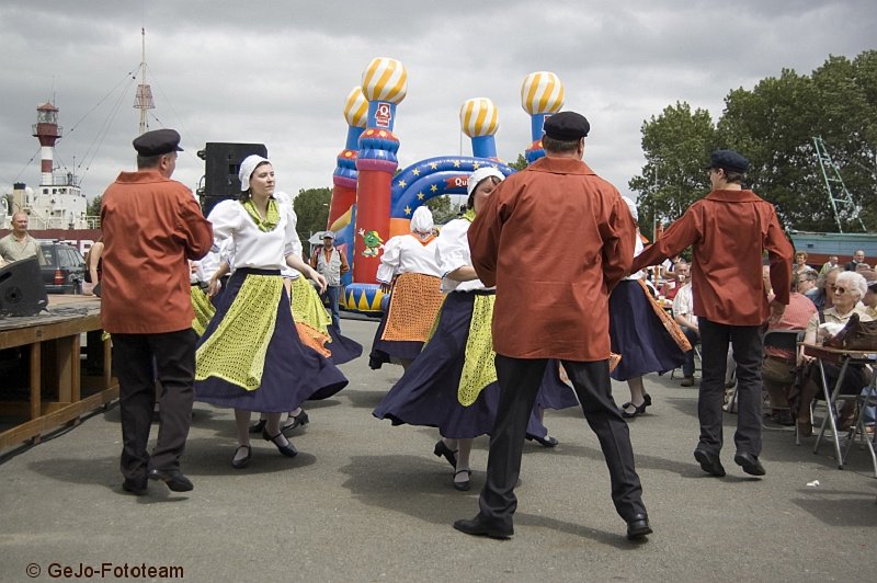 desloepevisserijfeestenzeebrugge2008foto22.jpg