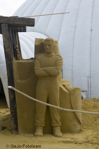 zandsculptureblankenbergefoto40.jpg